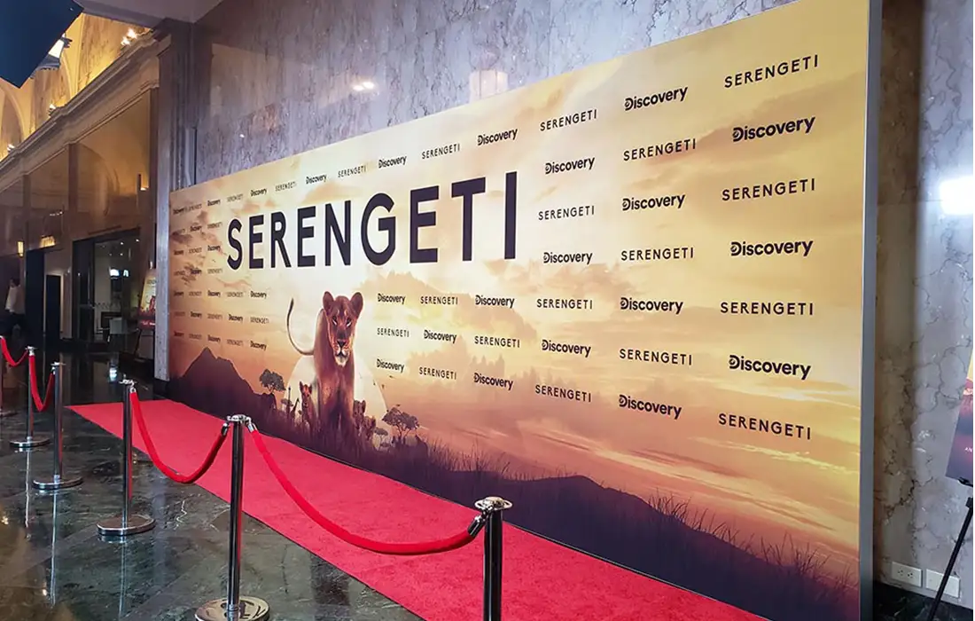 Discovery-03-Serengeti_Wallis-Center-2019-Glow-Exhibitions-Events-Experiences-Projects