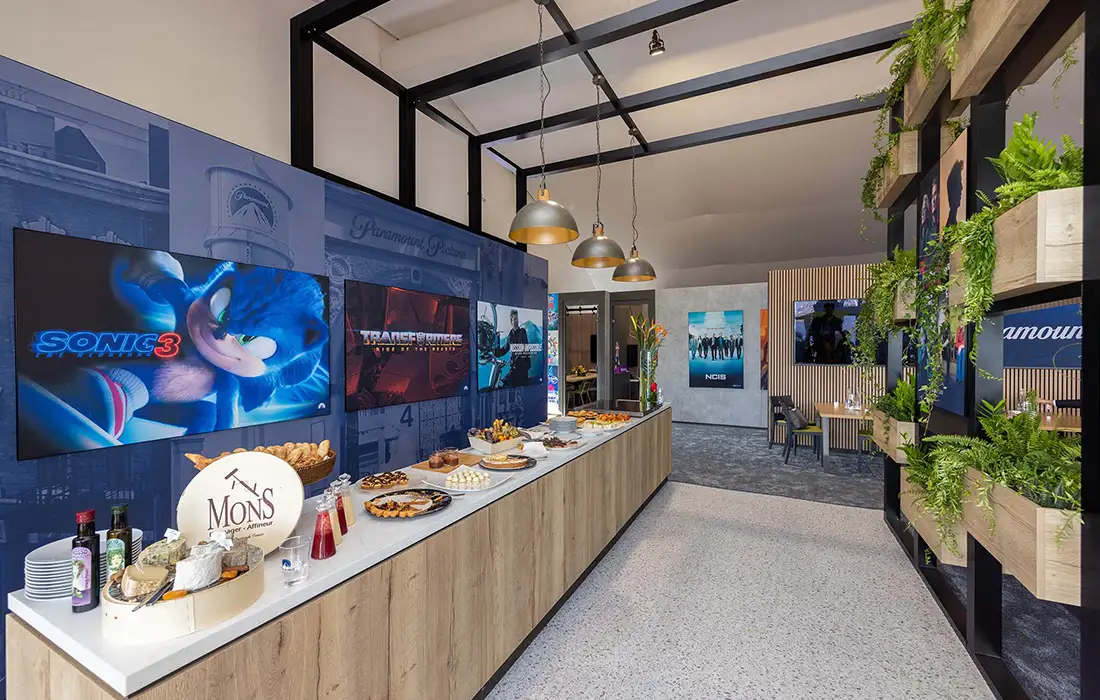 Paramount-08-MIPCOM-Cannes-Glow-Exhibitions-Events-Experiences_Projects