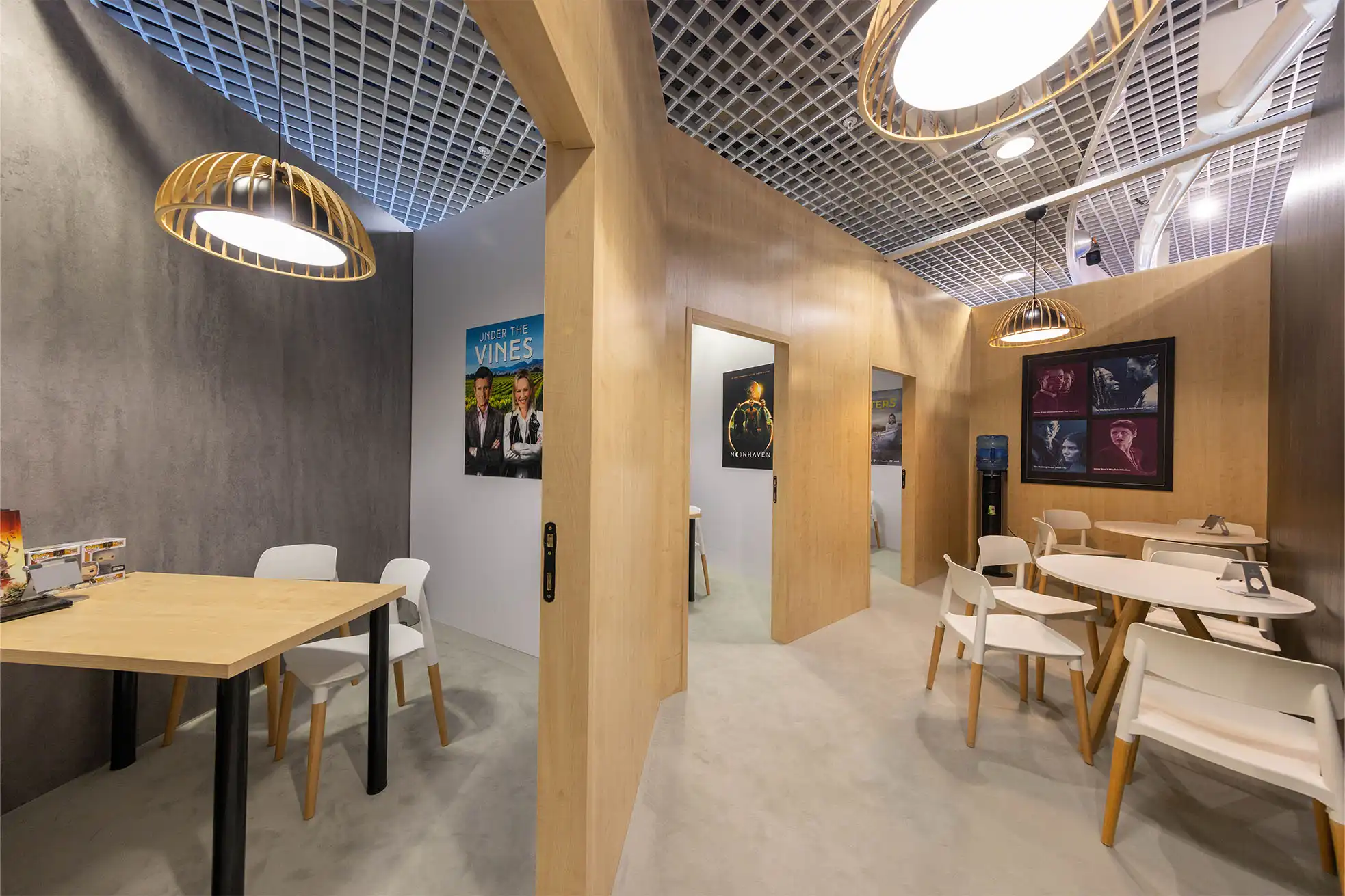 AMC-03-Mipcom-Cannes-Glow-Exhibitions-Events-Experiences_Projects