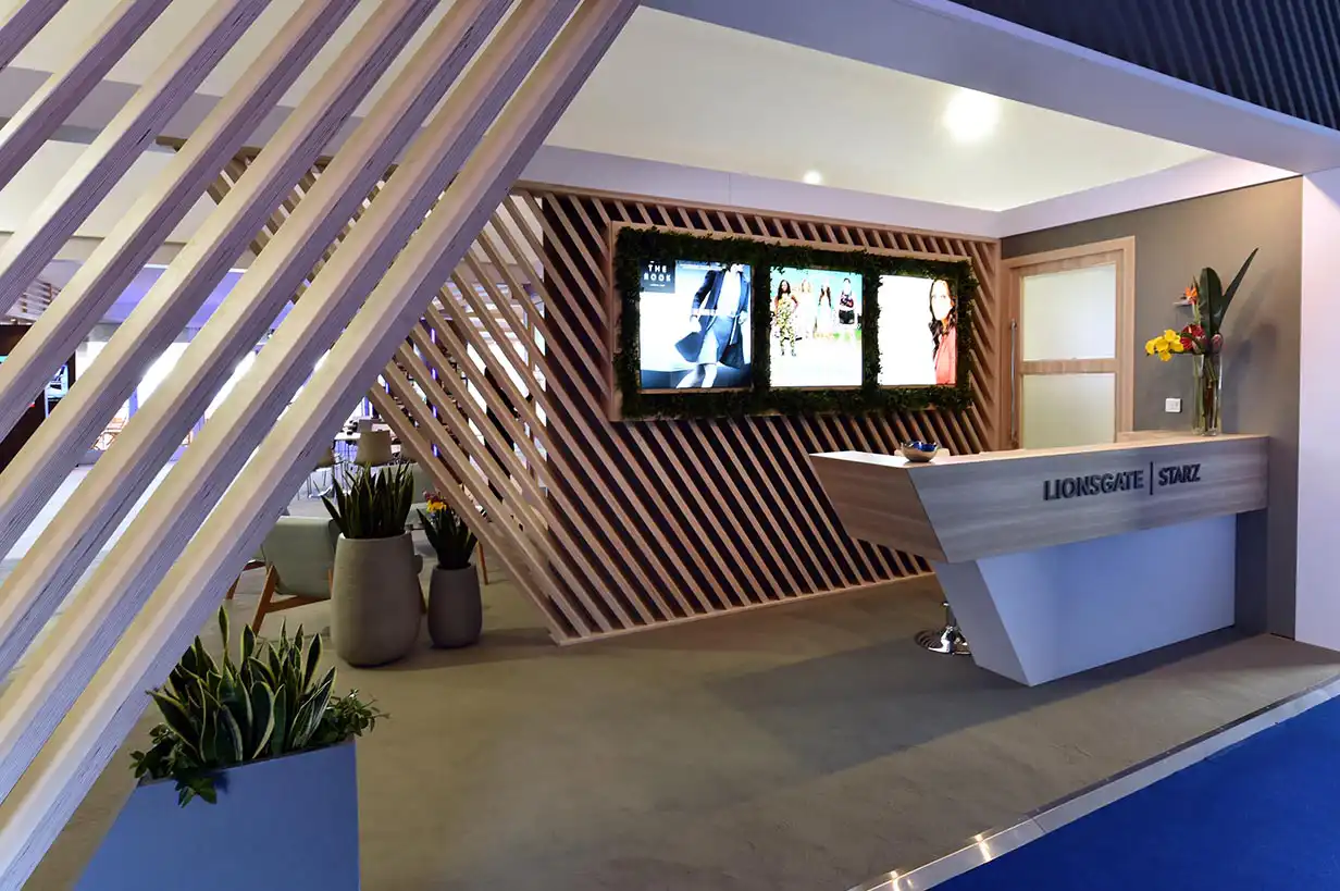 Lionsgate-02-Booth-Graphics-at-Miptv-Glow-Exhibitions-Events-Interiors-Projects-Small