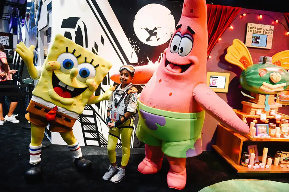 Nickelodeon-08-Booth-Graphics-at-SDCC-2017-San-Diego-Comic-Con-Glow-Exhibitions-Events-Experiences-Projects-Small