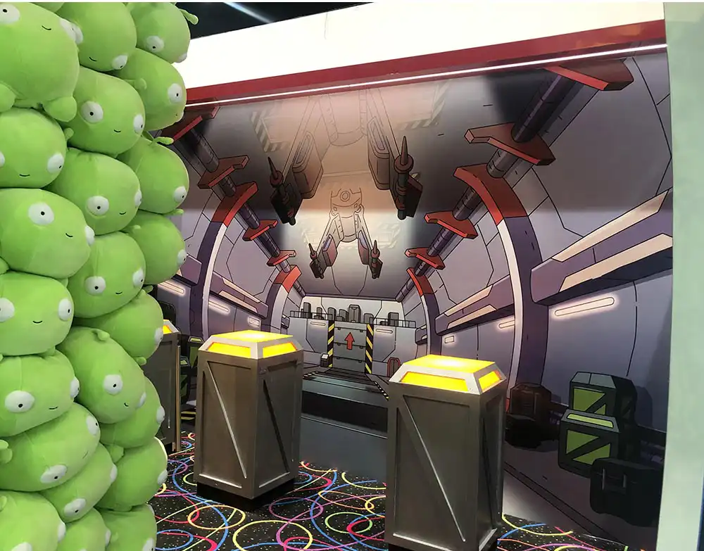 TBS-Final-Space-06-Booth-Graphics-at-SDCC-2018-San-Diego-Comic-Con-Glow-Exhibitions-Events-Experiences-Projects-Small