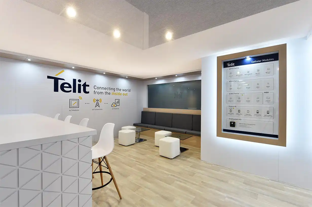 Telit-02-Booth-Graphics-at-MWC-Mobile-World-Congress-Glow-Exhibitions-Events-Interiors-Projects-Small