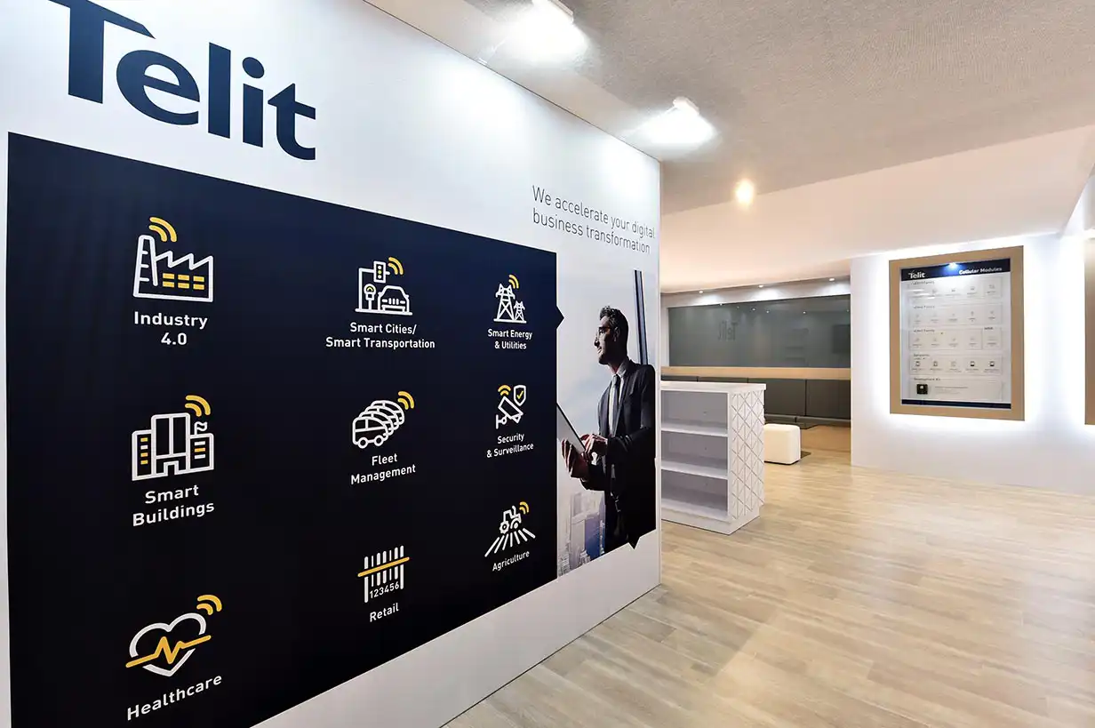 Telit-04-Booth-Graphics-at-MWC-Mobile-World-Congress-Glow-Exhibitions-Events-Interiors-Projects-Small