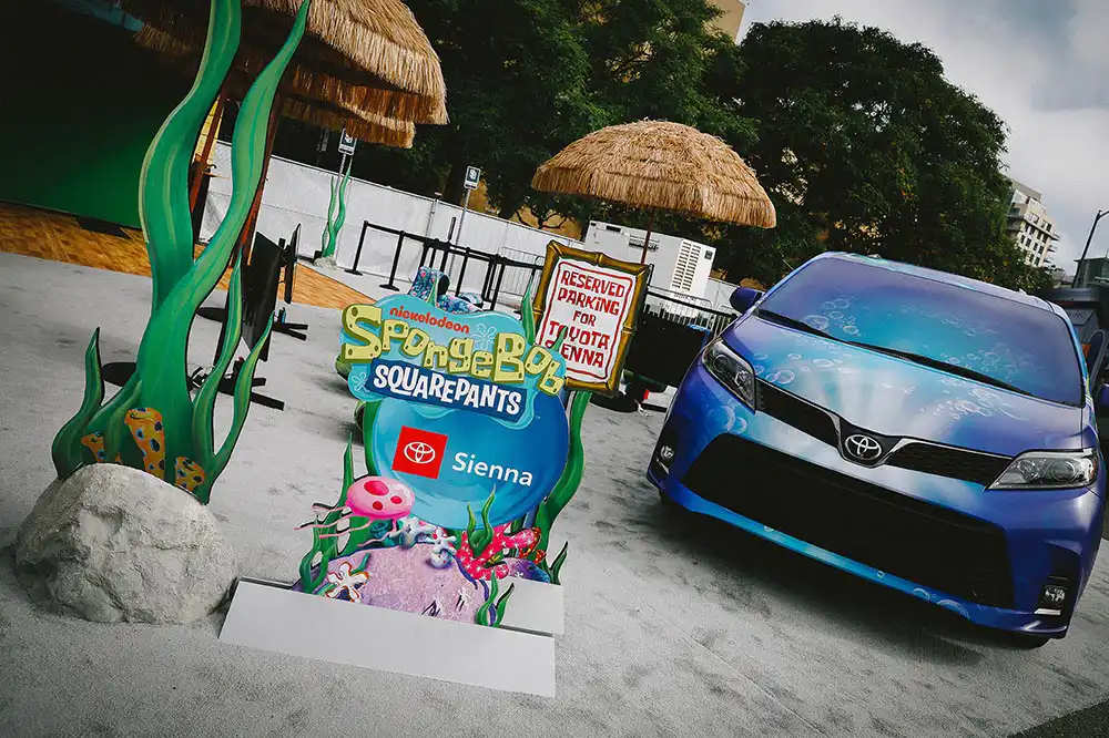 Toyota-SpongeBob-Nickelodeon-04-Booth-Graphics-at-SDCC-2019-San-Diego-Comic-Con-Glow-Exhibitions-Events-Experiences-Projects-Small