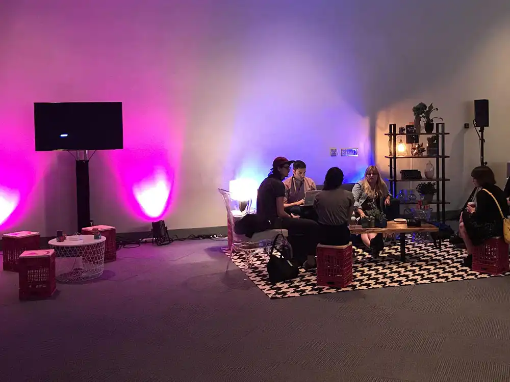 Twitter-07-Event-at-Vid-Con-2017-Glow-Exhibitions-Events-Experiences-Projects-Small
